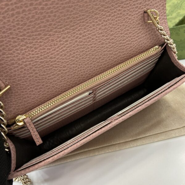 Gucci Interlocking G Chain Wallet