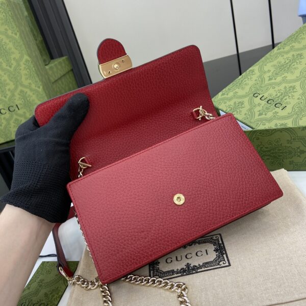 Gucci Interlocking G Chain Wallet