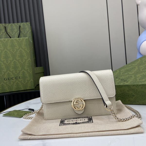 Gucci Interlocking G Chain Wallet