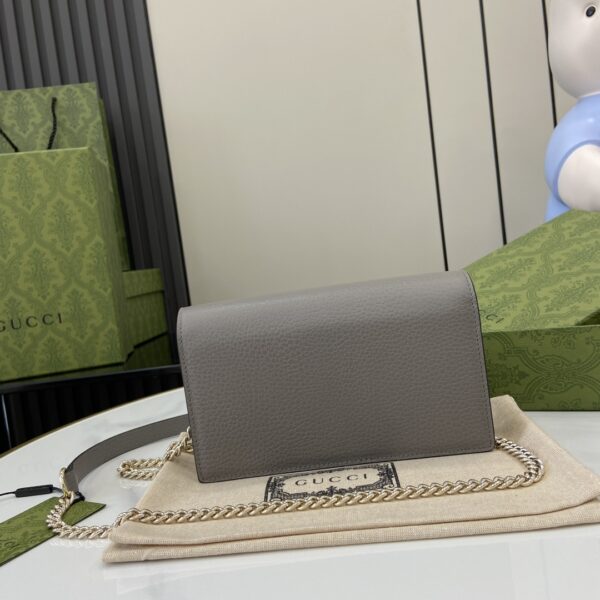 Gucci Interlocking G Chain Wallet