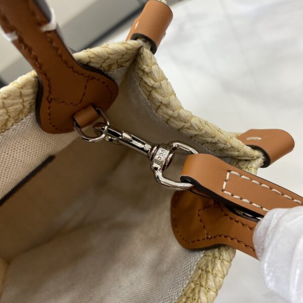 Gucci SUPER MINI STRAW-EFFECT BAG