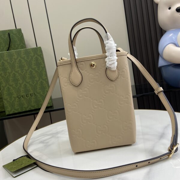 Gucci GG SUPER MINI BAG WITH STRAP