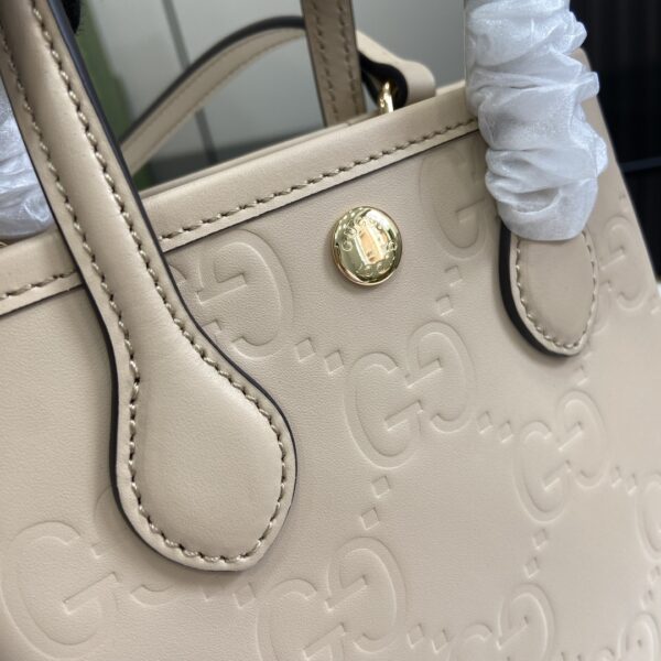 Gucci GG SUPER MINI BAG WITH STRAP