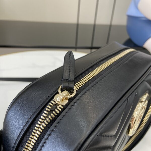 Gucci GG MARMONT SMALL SHOULDER BAG