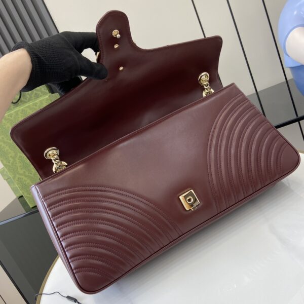 Gucci GG MARMONT LARGE SHOULDER BAG