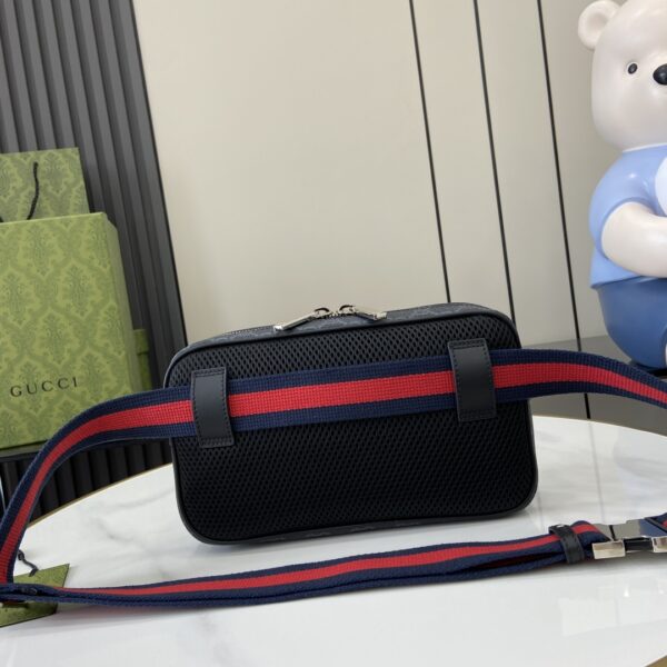 Gucci GG BELT BAG WITH ZIP POCKET