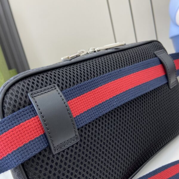 Gucci GG BELT BAG WITH ZIP POCKET