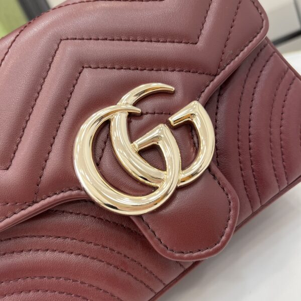 Gucci GG MARMONT MINI TOP HANDLE BAG