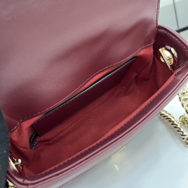 Gucci GG MARMONT MINI TOP HANDLE BAG