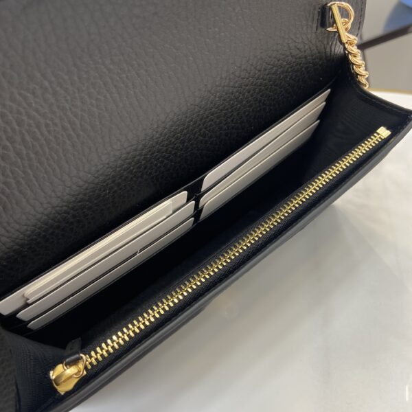 Gucci GG Marmont leather mini chain bag