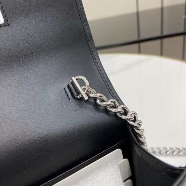 Gucci GG MARMONT CHAIN WALLET