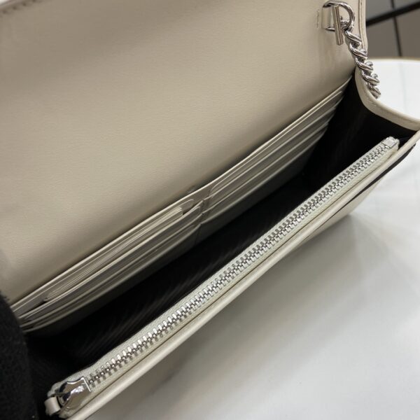 Gucci GG MARMONT CHAIN WALLET