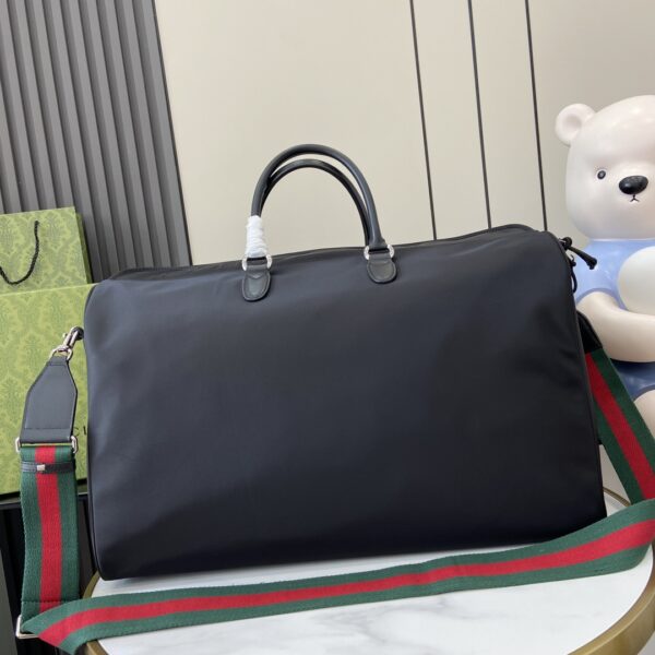Gucci Large duffle bag in black nylon