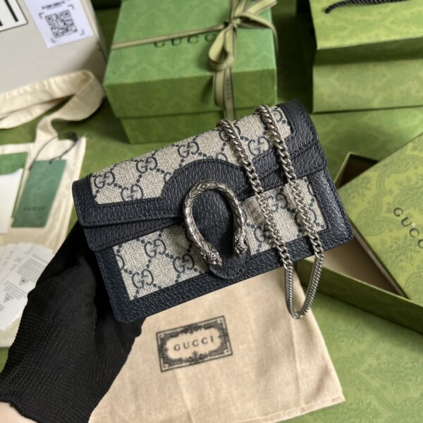 Gucci Dionysus GG Supreme Mini Bag