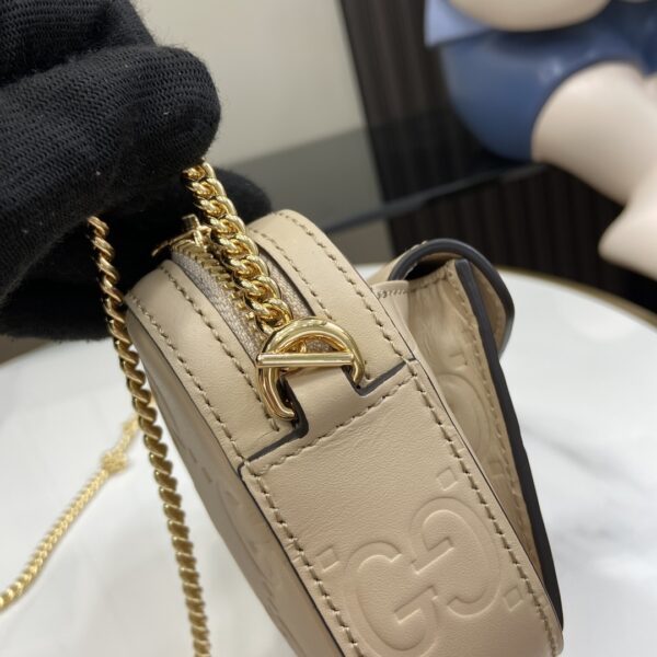 Gucci GG super mini shoulder bag