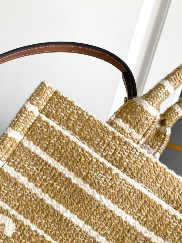 CELINE SMALL CABAS THAIS
