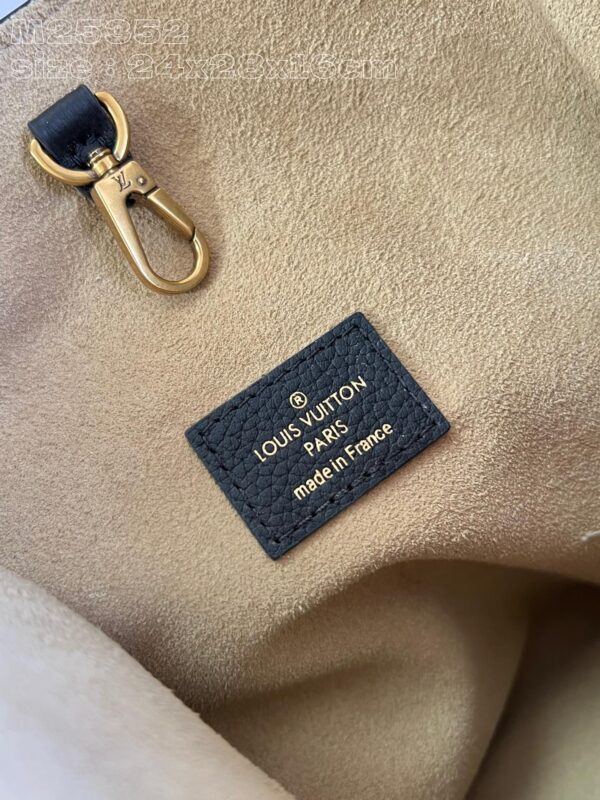 Louis Vuitton Low Key Hobo PM