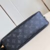 Louis Vuitton M11741