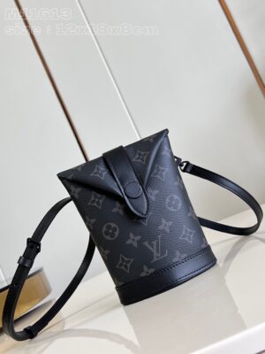 Louis Vuitton Envelope Pouch