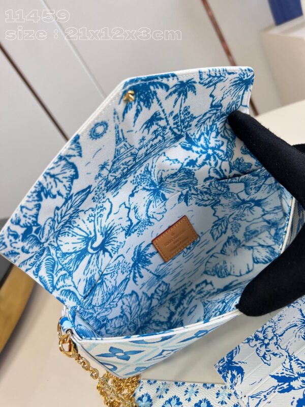Louis Vuitton Pochette Félicie Bag