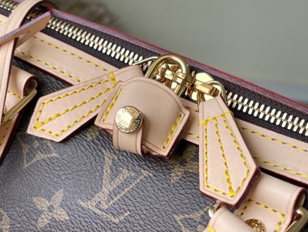 Louis Vuitton Speedy Keepall