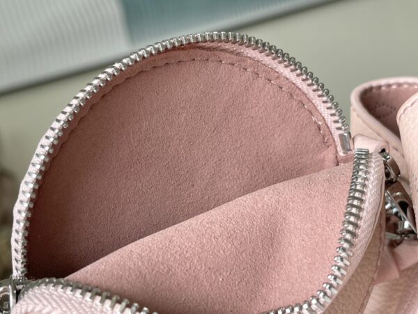 Louis Vuitton Handbag Bella Empreinte