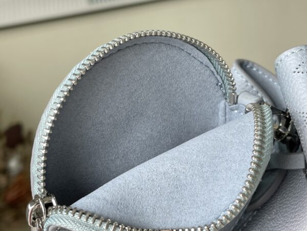 Louis Vuitton Handbag Bella Empreinte