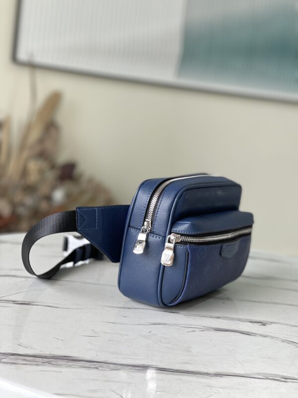 Louis Vuitton Taigarama Outdoor Bum Bag