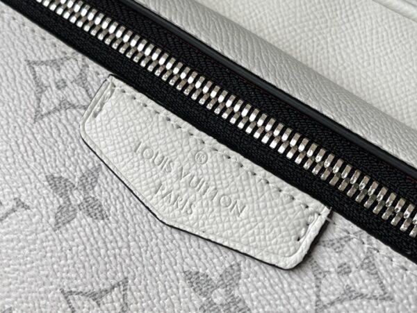 Louis Vuitton Taigarama Outdoor Bum Bag