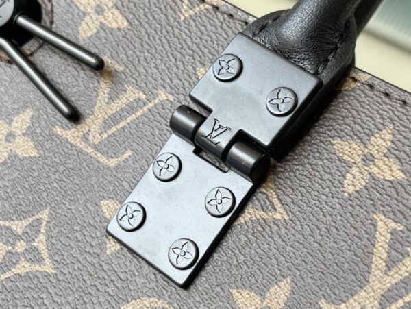 Louis Vuitton Monogram Friends Sac Plat Bag 2WAY Tote Bag Shoulder Bag