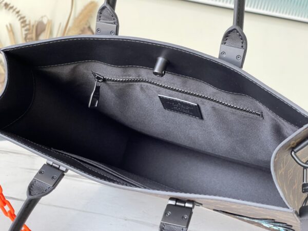 Louis Vuitton Monogram Friends Sac Plat Bag 2WAY Tote Bag Shoulder Bag