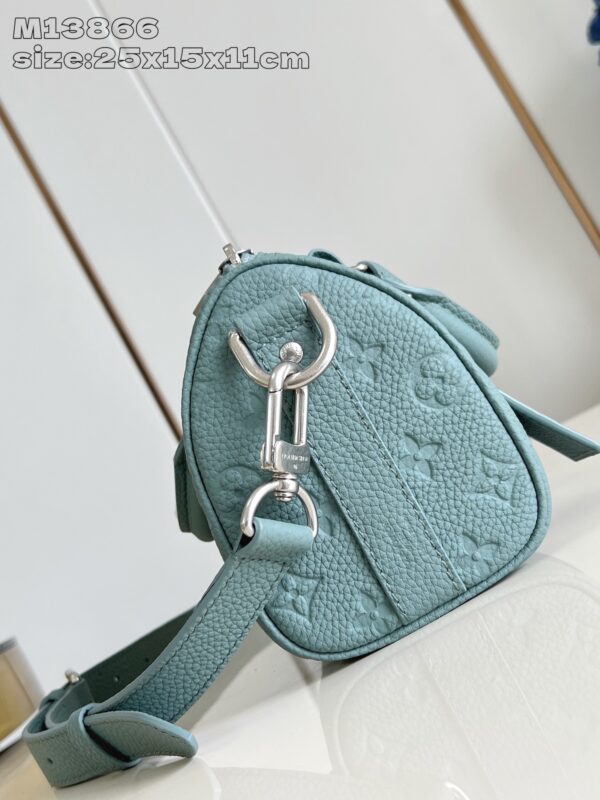 Louis Vuitton Keepall Bandoulière 25