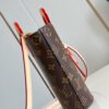 Louis Vuitton	Rivage BB
