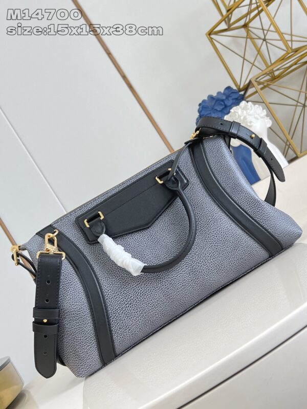 Louis Vuitton	LV Biker MM