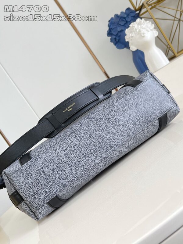 Louis Vuitton	LV Biker MM