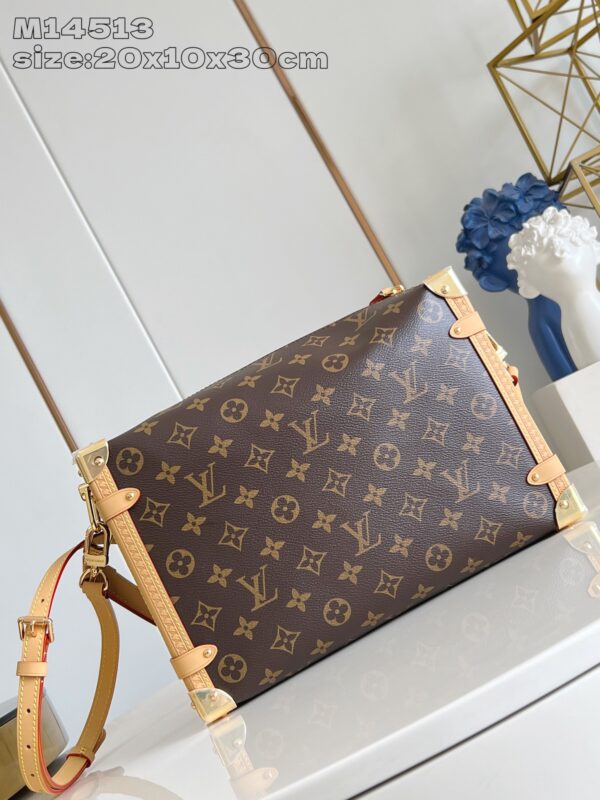 Louis Vuitton 	Side Trunk GM