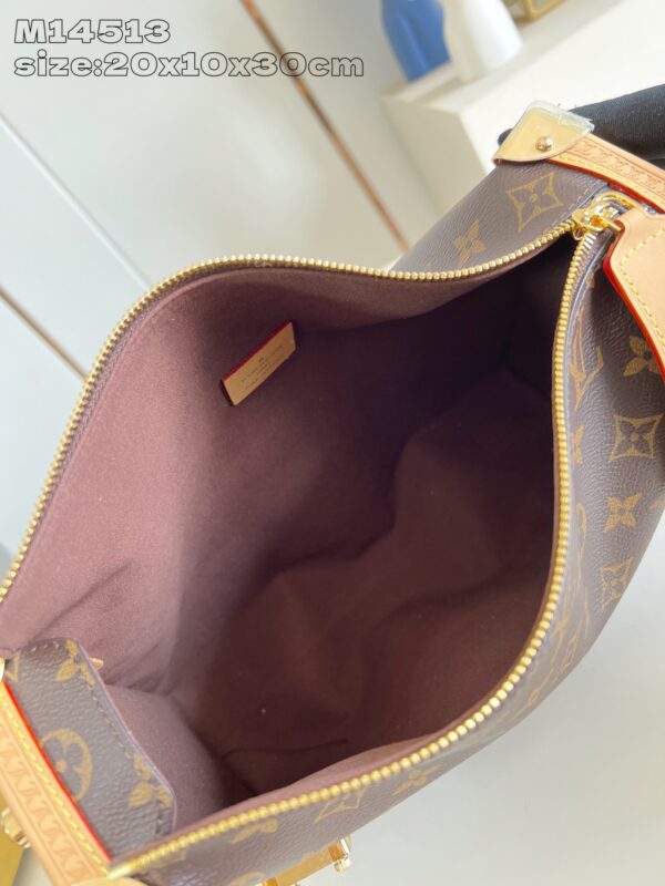 Louis Vuitton 	Side Trunk GM