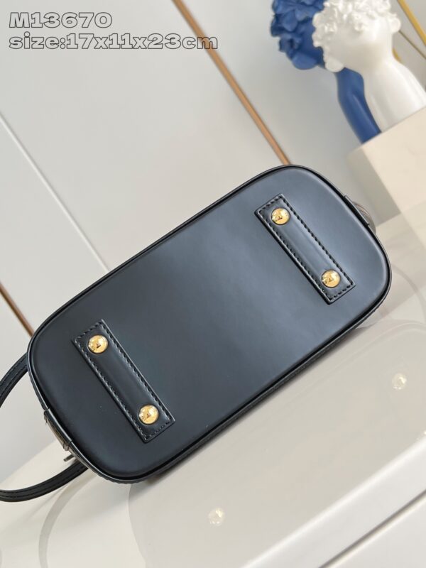 Louis Vuitton	LV x TM Alma BB