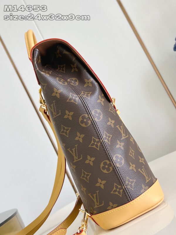 Louis Vuitton 	Soho MM Backpack