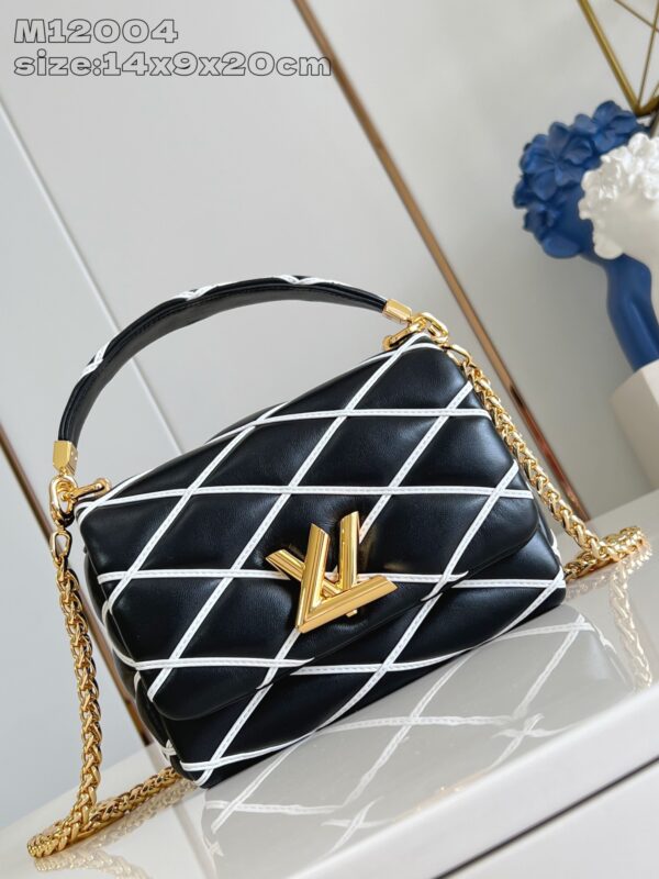 Louis Vuitton	GO-14 PM