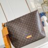 Louis Vuitton 	Vagabond Hobo
