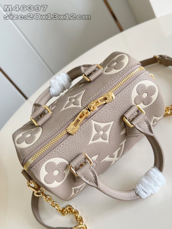 Louis Vuitton	Louis Vuitton Speedy Bandoulière 20
