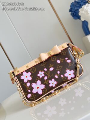 Louis Vuitton 	LV x TM Pochette Accessoires
