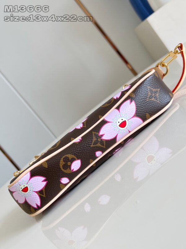 Louis Vuitton 	LV x TM Pochette Accessoires