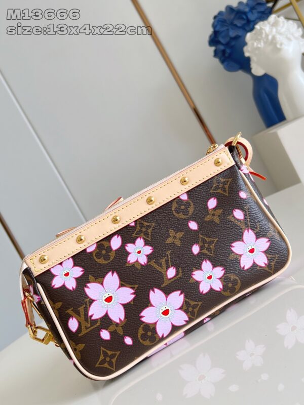 Louis Vuitton 	LV x TM Pochette Accessoires
