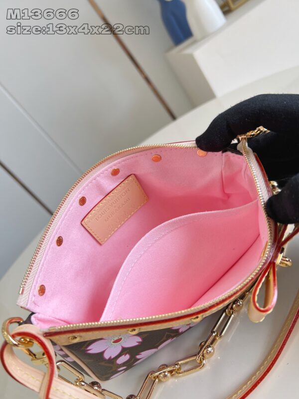 Louis Vuitton 	LV x TM Pochette Accessoires