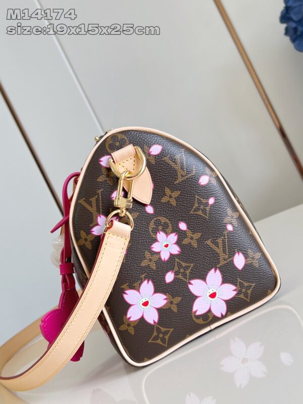 Louis Vuitton	LV x TM Speedy Bandoulière 25