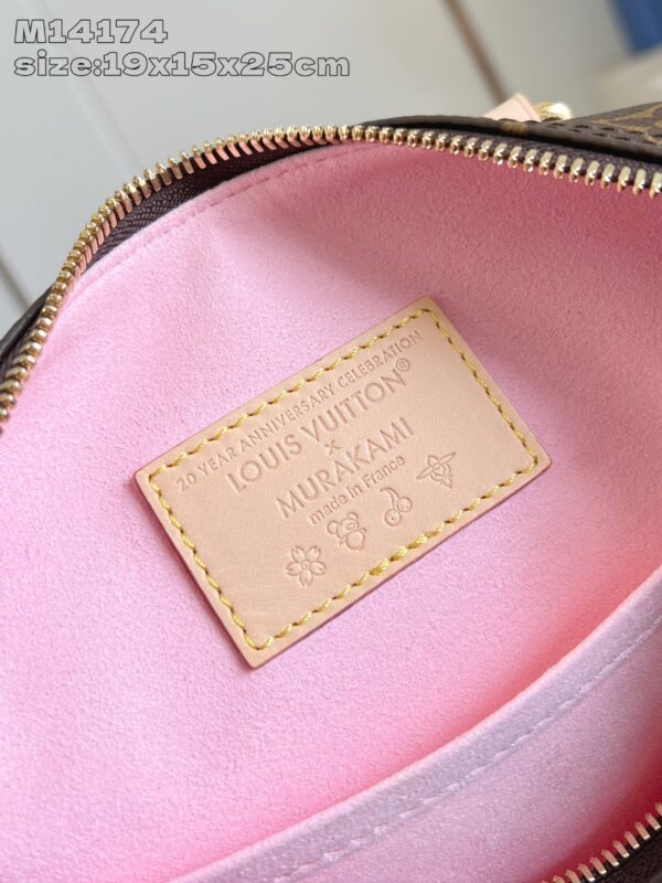 Louis Vuitton	LV x TM Speedy Bandoulière 25