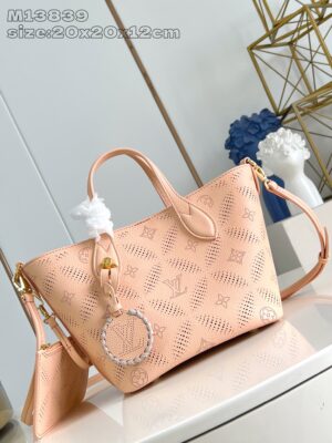 Louis Vuitton	Blossom PM