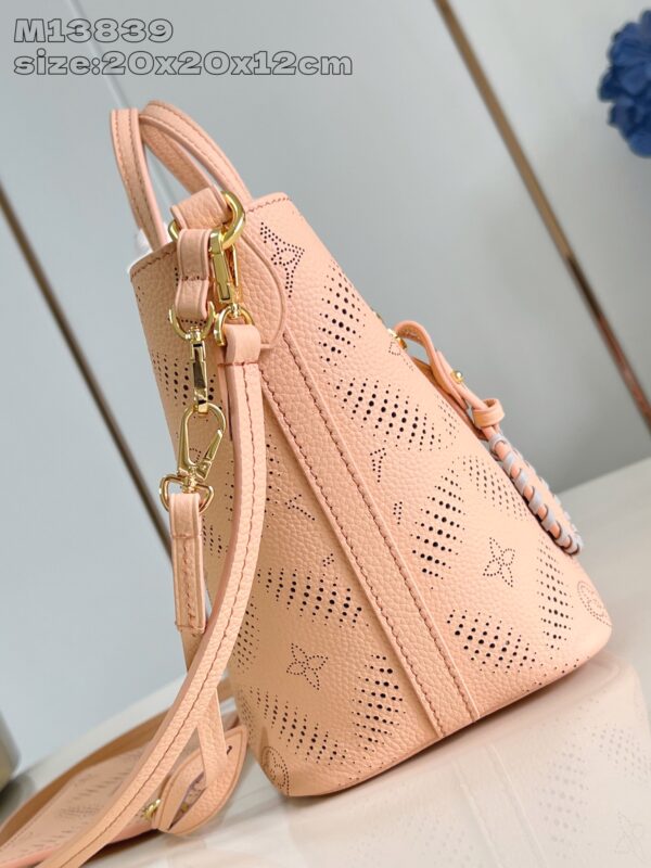 Louis Vuitton	Blossom PM